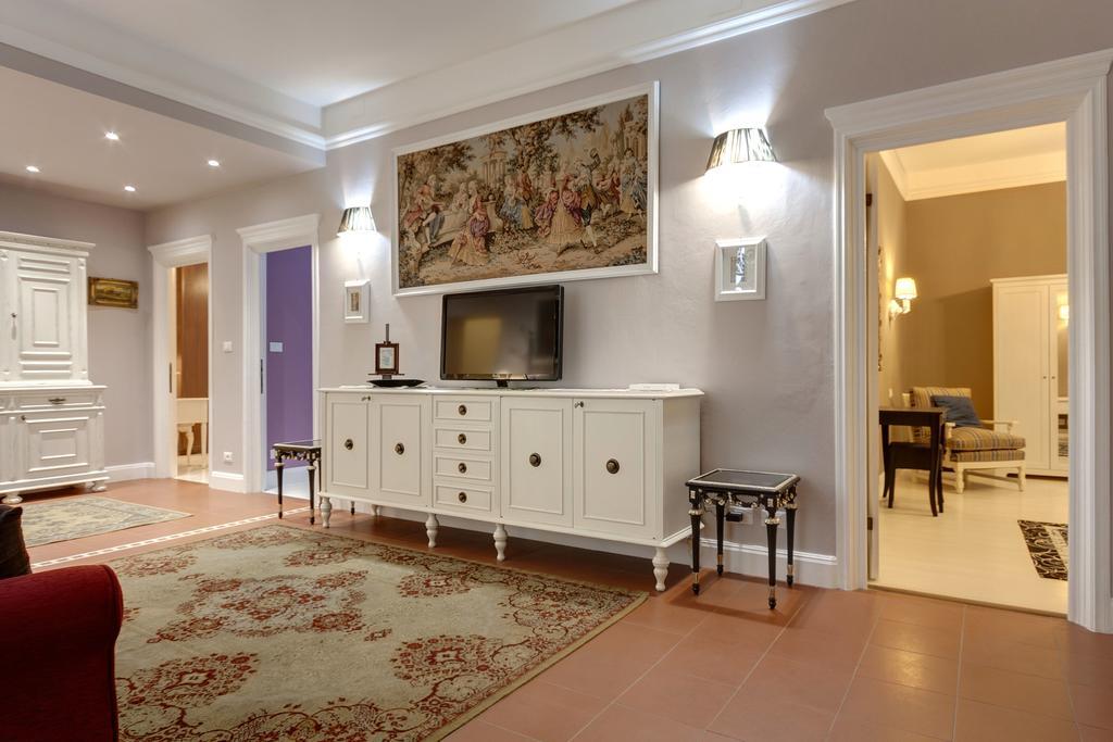 Florence Apartments Home Feeling Exteriér fotografie